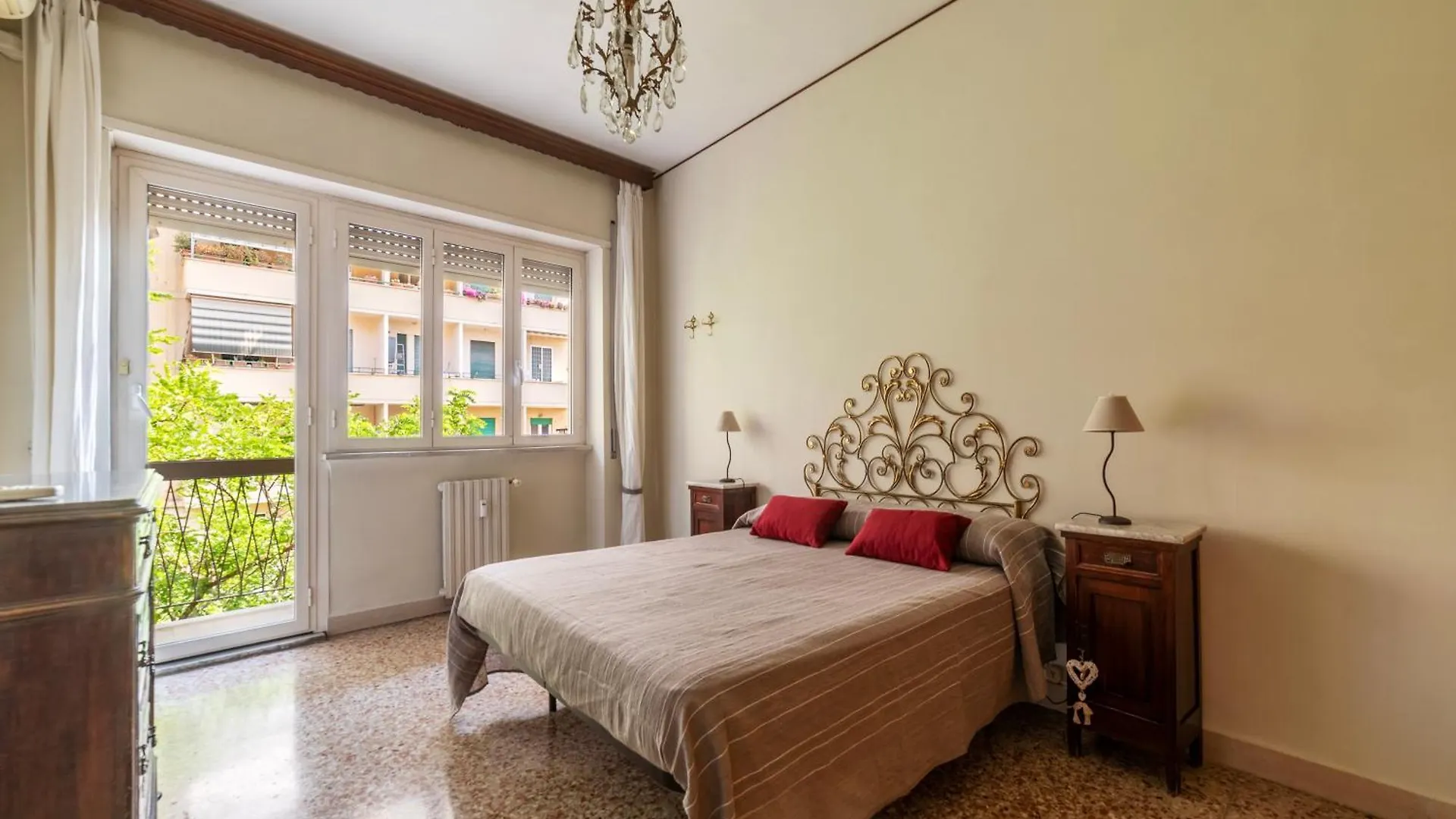 Piazza Zama Huge Apartment Roma