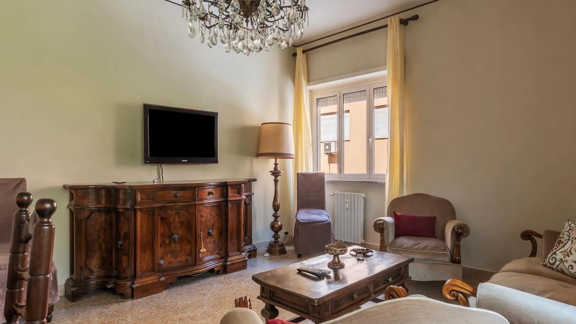 Piazza Zama Huge Apartment Roma